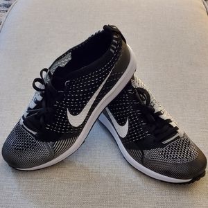 Nike Flyknit Racer G Oreo Black Golf Shoes 909756-
